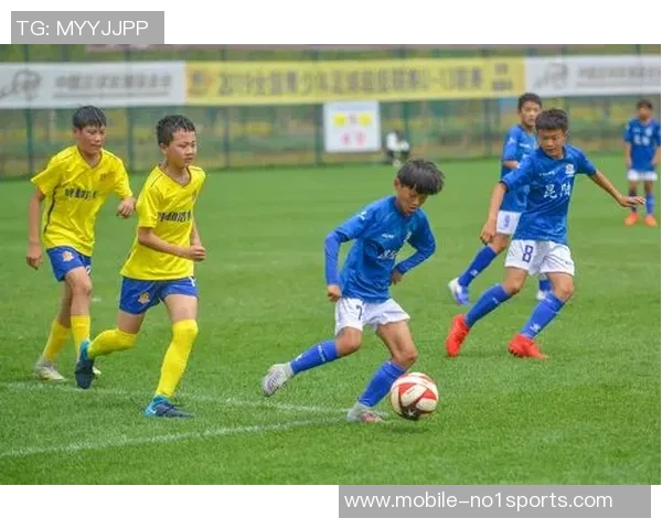 范思源在足球领域的成长之路与未来发展展望 范思源在足球领域的成长之路与未来发展展望