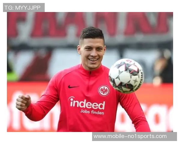 苏宁足球队新任教练上任期待带领球队重返巅峰之路 苏宁足球队新任教练上任期待带领球队重返巅峰之路