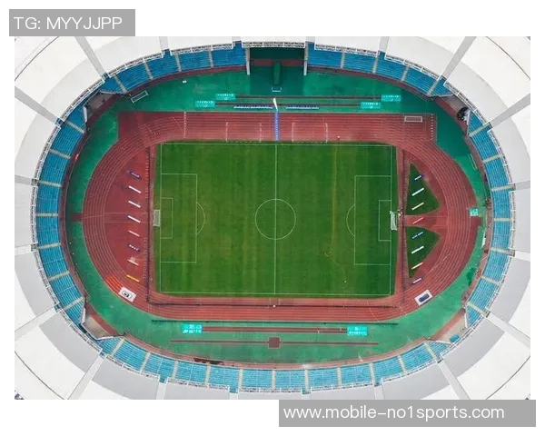 足球场跑道尺寸详解及其对运动员表现的影响分析 足球场跑道尺寸详解及其对运动员表现的影响分析